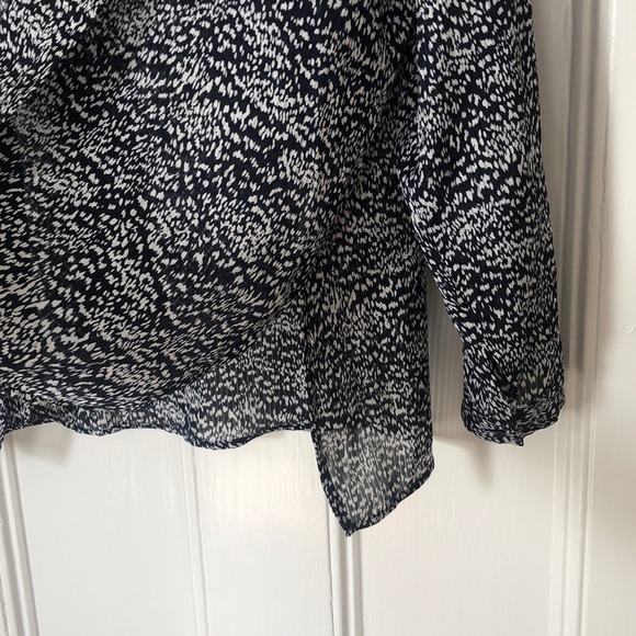 Topshop oversized lightweight button down blouse - Picture 6 of 6